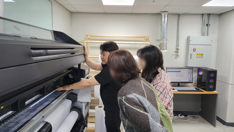 ece303ce52d98478fea7e3978583ed21_1777428557_5201.jpg