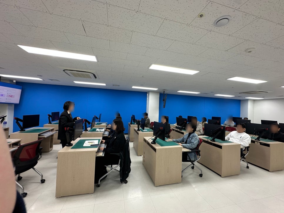 ece303ce52d98478fea7e3978583ed21_1777428802_1057.jpg